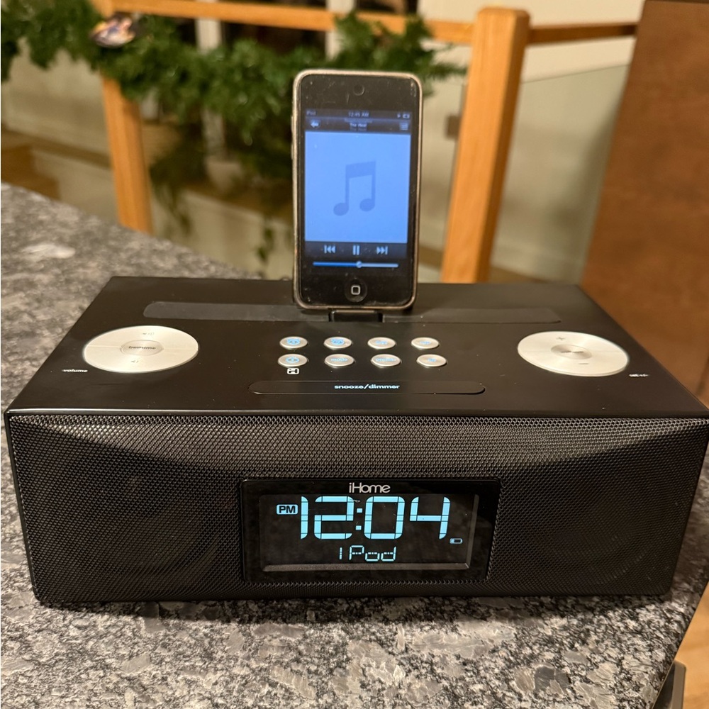 iHome iD85 Dock
